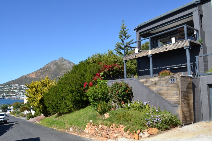 To Let 2 Bedroom Property for Rent in Simons Town Western Cape